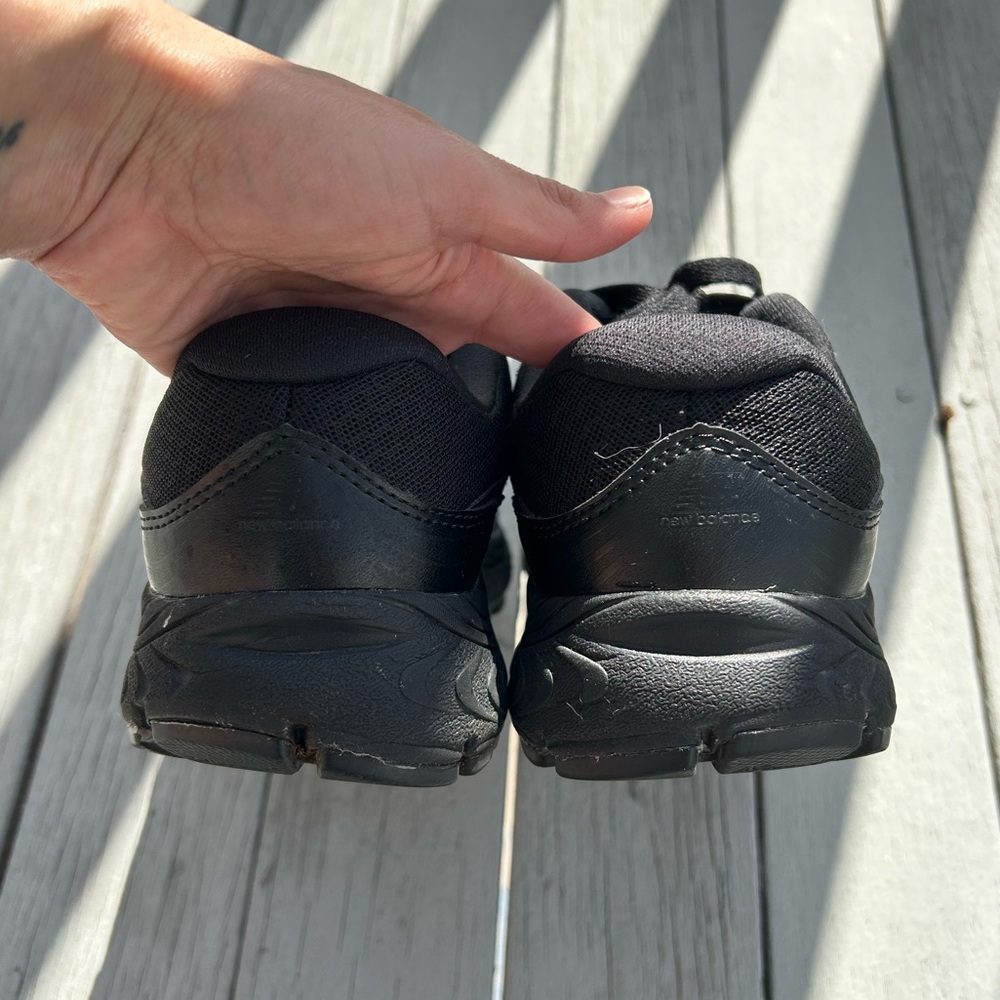 New Balance Walking Shoes - Picture 8 of 10